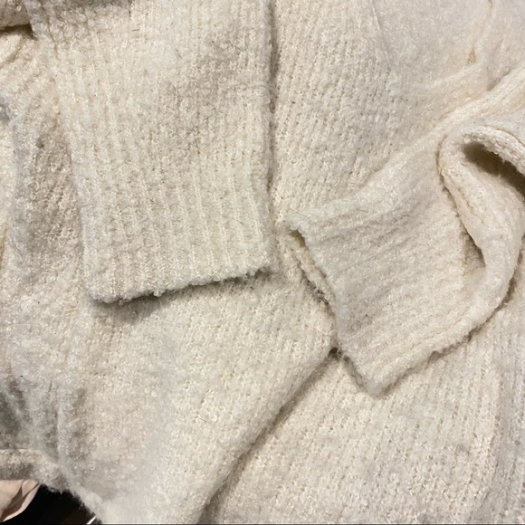 FREE PEOPLE Oversized V-Neck Knit Sweater Size M - Picture 6 of 7